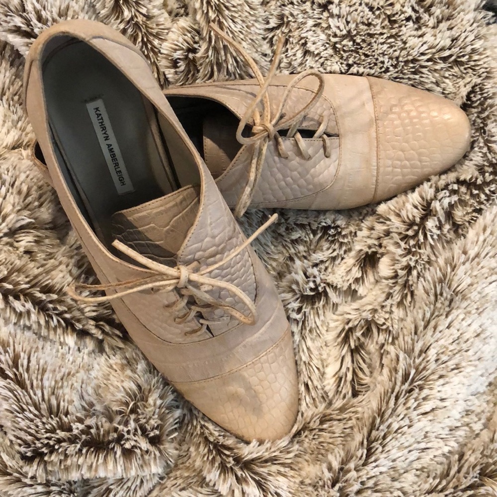 Kathryn Amberleigh oxfords size 6.5
